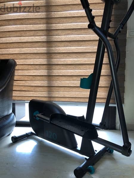 Brand New Elliptical Decathlon - TOUCH SCREEN 5