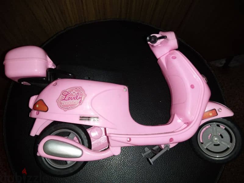 Barbie VESPA can stand Great As New Mattel perfect to Barbie girl doll 3