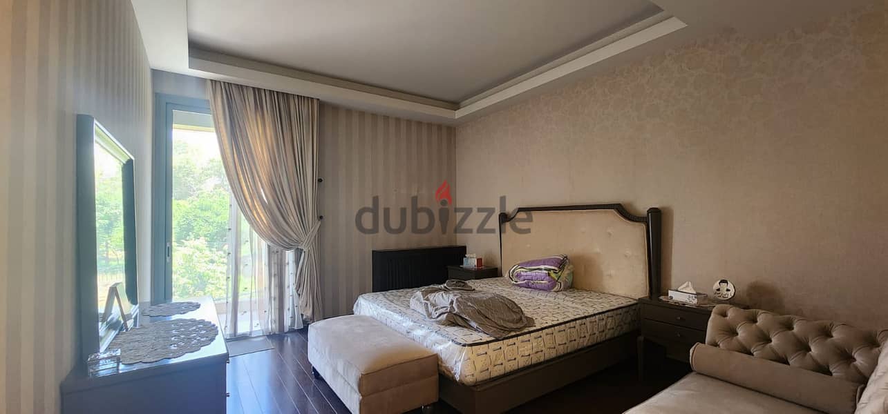 L12541-Luxurious 4- Bedroom Apartment for Sale in Mar Takla Baabda 9