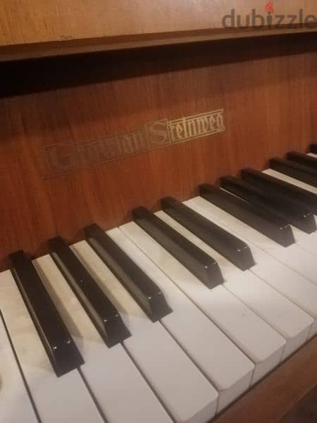 piano steinmann made in germany se3er la2ta  بيانو للعذف مكفول خارق 2