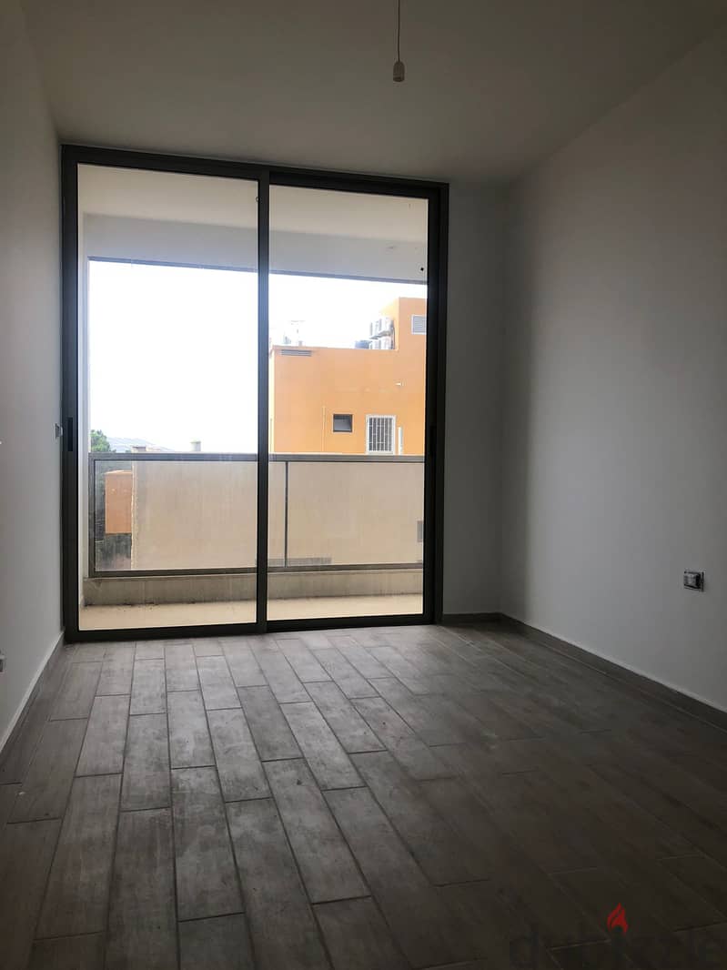 New apartment for sale in Mazra3et Yashouh 110M2 - شقة جديدة للبيع 5