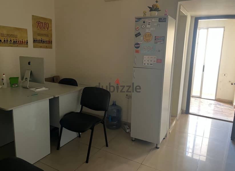 Cute office For Sale In Commercial Center In Zalkaمكتب جميل للبيع 2
