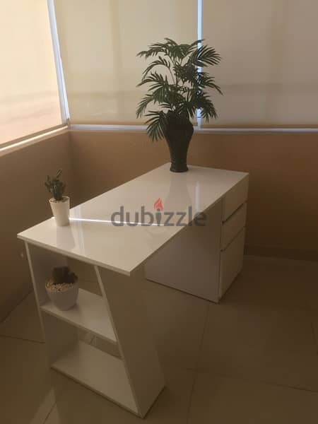 white office for sale 1