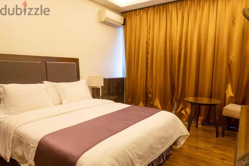 one deluxe room in onetoonehotel dhour choueir غرفة نوم واحدة للايجار 3