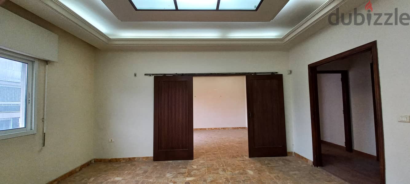 Office For Rent On The Highway of Zalkaمكتب للإيجار على طريق الزلقا 0