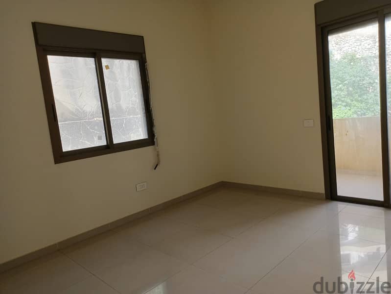 A 200 m2 apartment for sale, calm and quite area in AntElias 13
