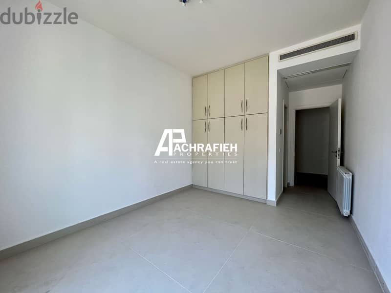 Apartment For Sale In Achrafieh - شقة للبيع في الأشرفية 9