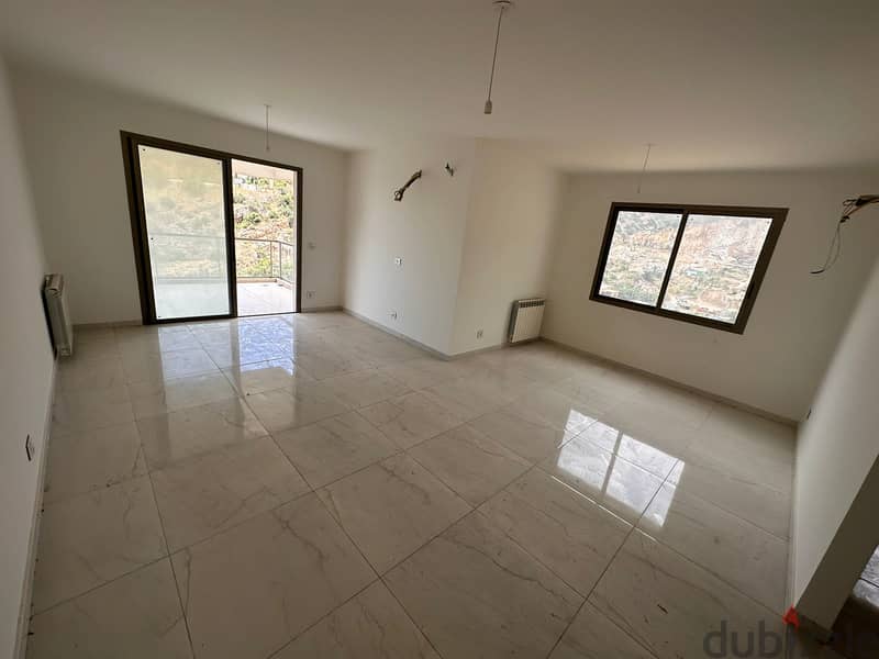 Apartment for sale in Bsalim/New شقة للبيع في بصاليم 2