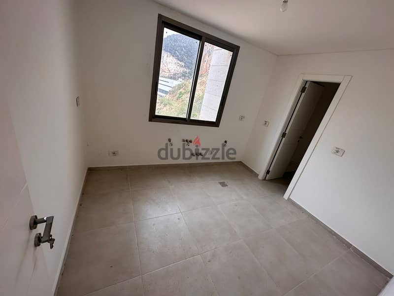 Apartment for sale in Bsalim/New شقة للبيع في بصاليم 4