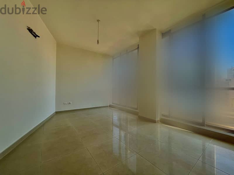 JH23-1947 Office 70m for rent in Achrafieh - Beirut – $ 625 cash 1
