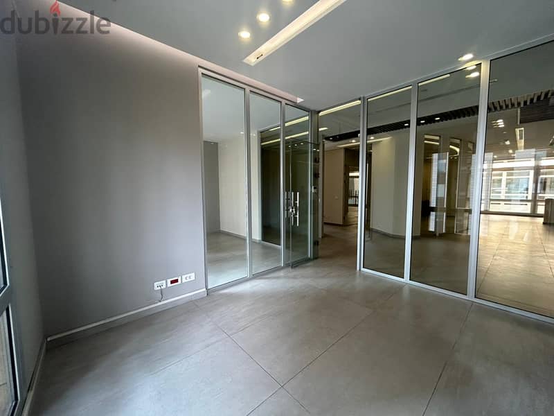 L12564-386 SQM Office for Rent in a Commercial Building in DownTown 3