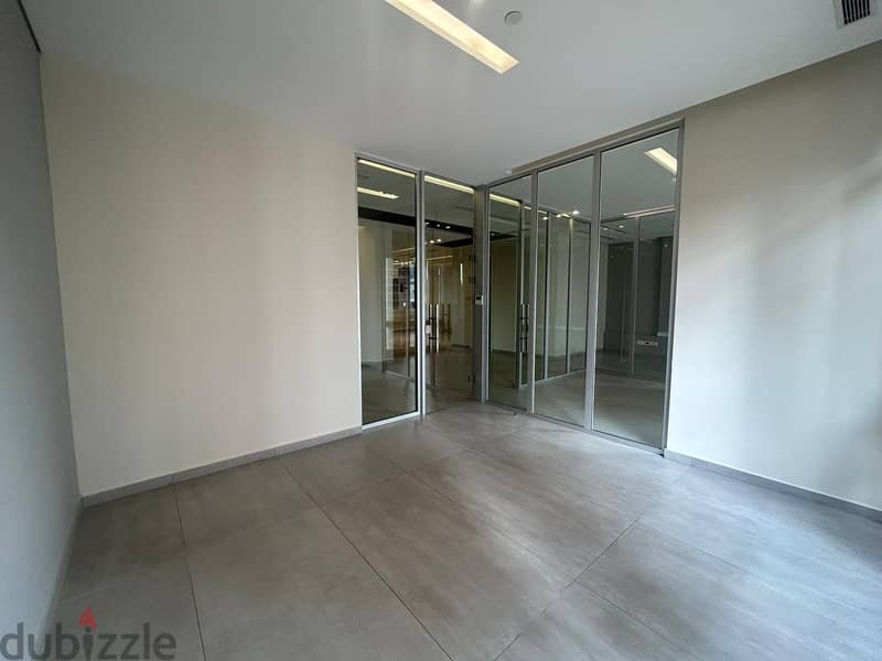 L12564-386 SQM Office for Rent in a Commercial Building in DownTown 5