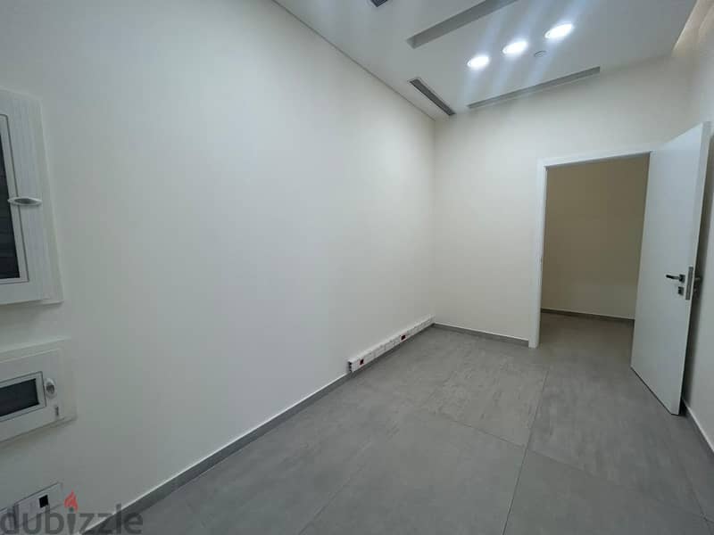 L12564-386 SQM Office for Rent in a Commercial Building in DownTown 7
