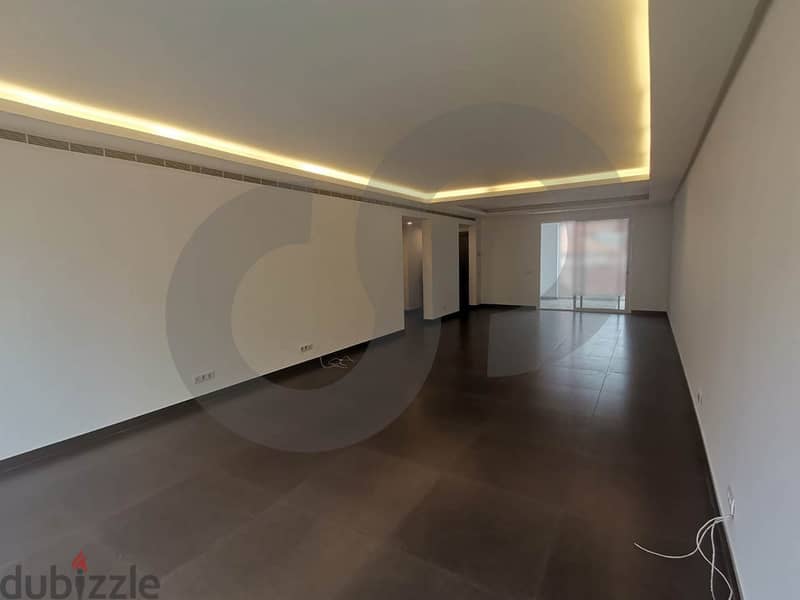 AN AMAZING  DEAL  IN THE HEART OF SAIFI VILLAGE!! REF#RH94033 2