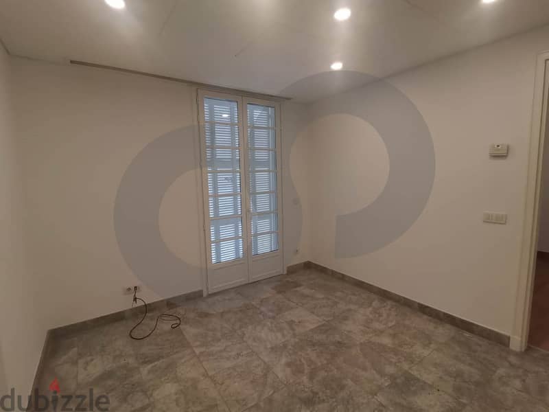 AN AMAZING  DEAL  IN THE HEART OF SAIFI VILLAGE!! REF#RH94033 6