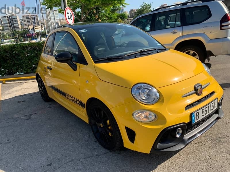 Abarth 595 Competizione tgf. One Owner, Like New 25.000$ due to travel 3