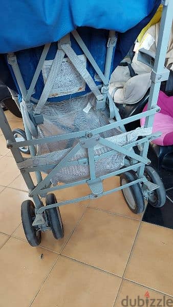 Chicco Stroller travel in good condition 4