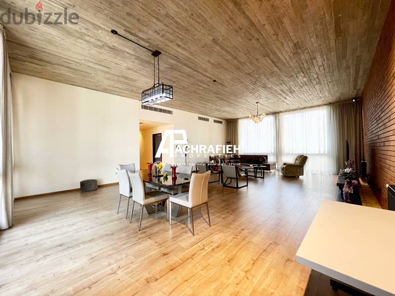 200 Sqm - Apartment For Sale In Achrafieh - شقة للبيع في الأشرفية 1