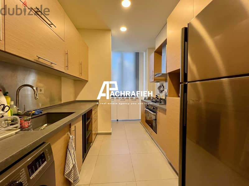 200 Sqm - Apartment For Sale In Achrafieh - شقة للبيع في الأشرفية 8