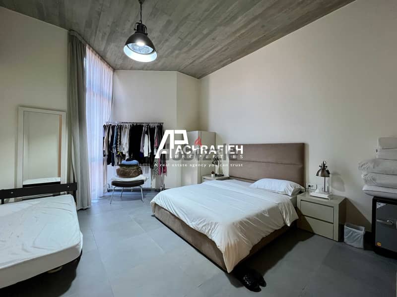 200 Sqm - Apartment For Sale In Achrafieh - شقة للبيع في الأشرفية 12
