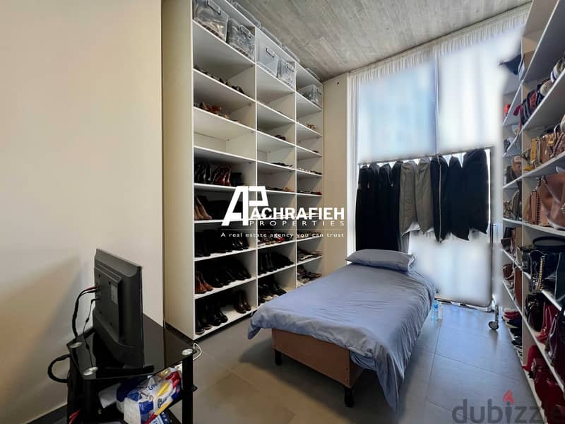 200 Sqm - Apartment For Sale In Achrafieh - شقة للبيع في الأشرفية 15