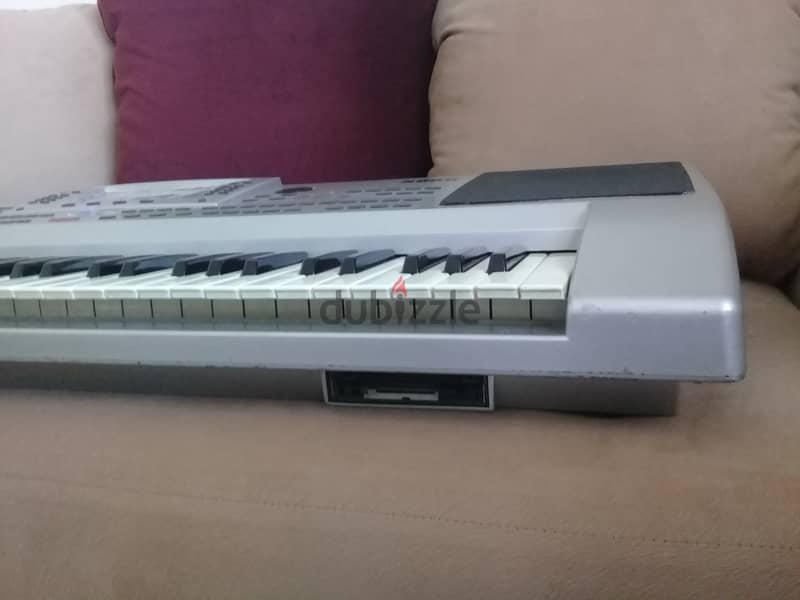 Korg pa80 with 16mb flash card oriental program 5