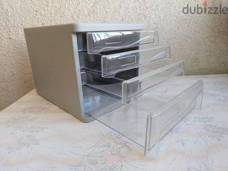 Desk - Drawers Box صندوق ادراج للمكتب 1