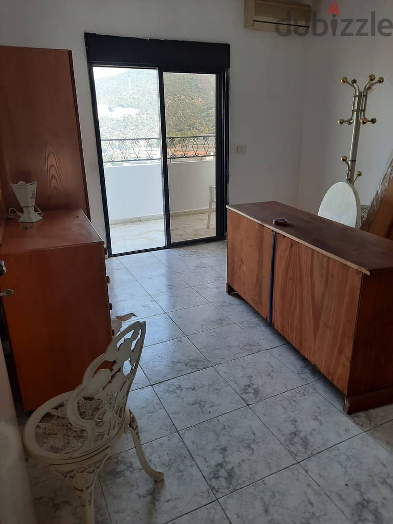 A 150 m2 apartment +open mountain view for rent in Ain Saade 2