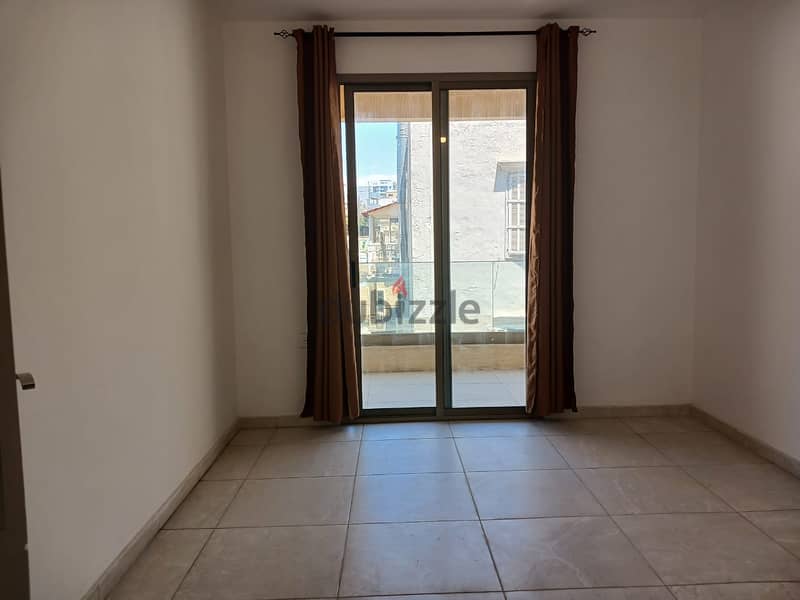 Fully Furnished and Decorated 185 m2 apartment for sale in Gemayzeh 8
