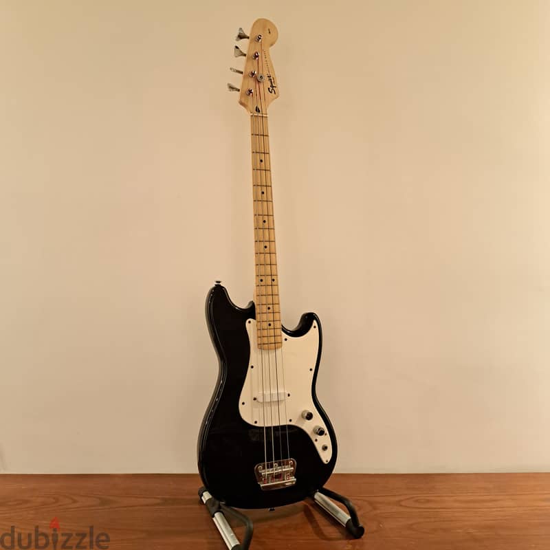 Squier Bronco electric Bass 1