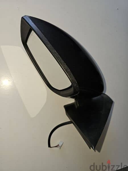 Nissan versa 2015/2018 Driver door mirror 2