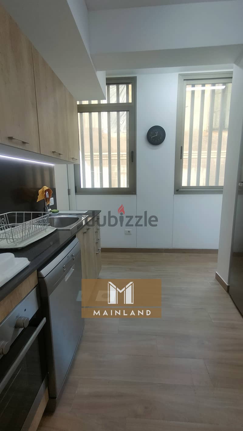 Gemayze fully furnished apartment for rent 5