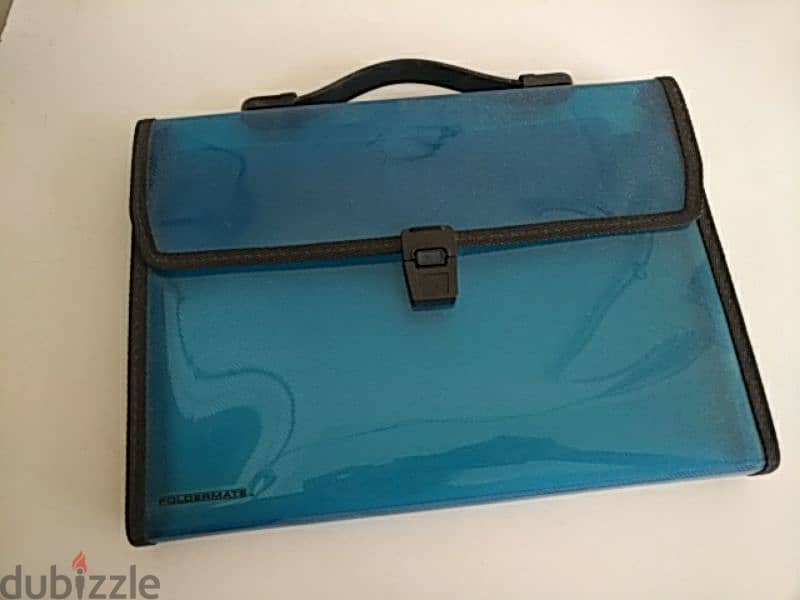 Folders suitcase - Not Negotiable 0