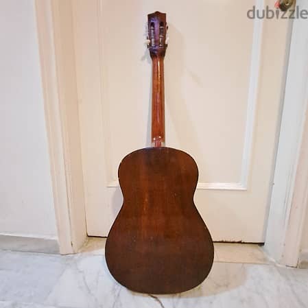 Classical guitar for decoration (or it can be fixed and played) 4