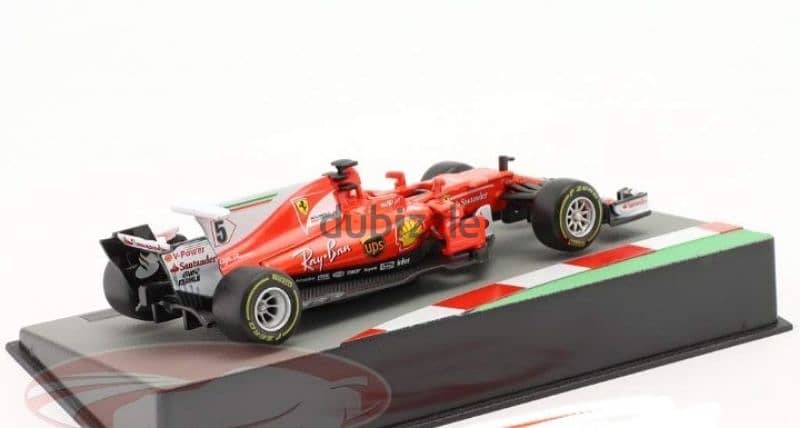 Sebastien Vettel Ferrari SF70H (2017) diecast car model 1;43. 4
