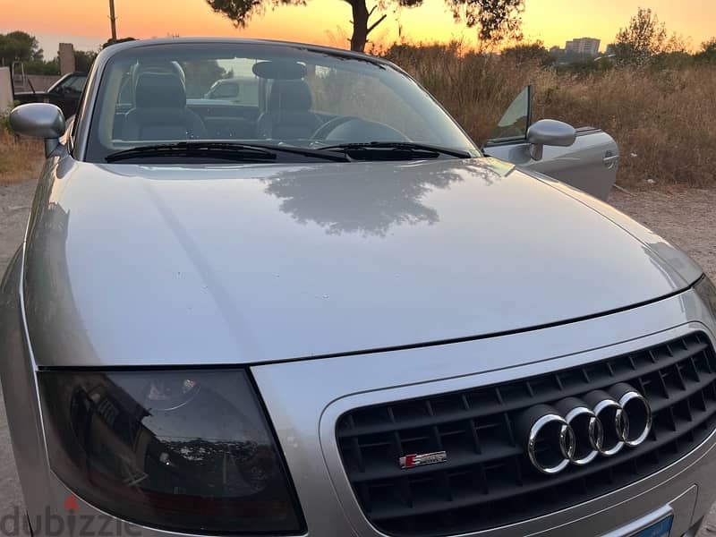 car in very good condition 6