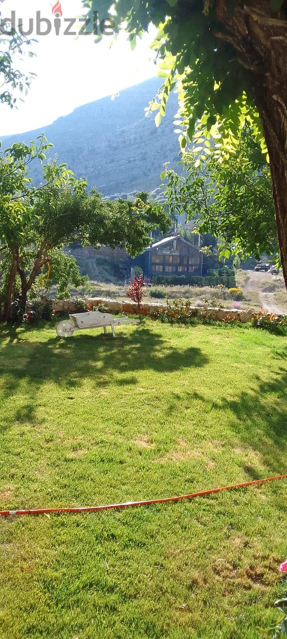 Villa for sale in Faraya/ Garden/ View 16