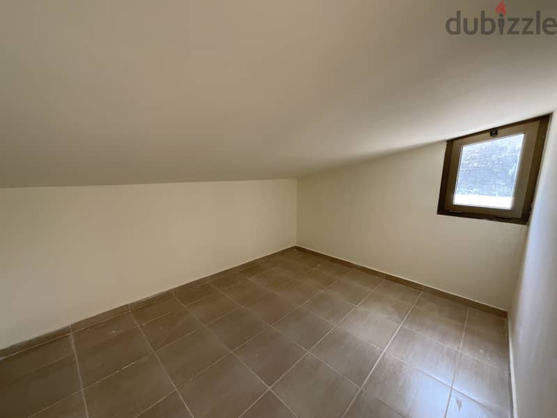 RWB112AH - Duplex for sale in HBOUB Jbeil شقة للبيع في حبوب جبيل 11