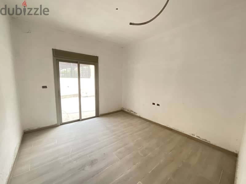 RWB117AH - Apartment for sale in HBOUB Jbeil شقة للبيع في حبوب جبيل 2
