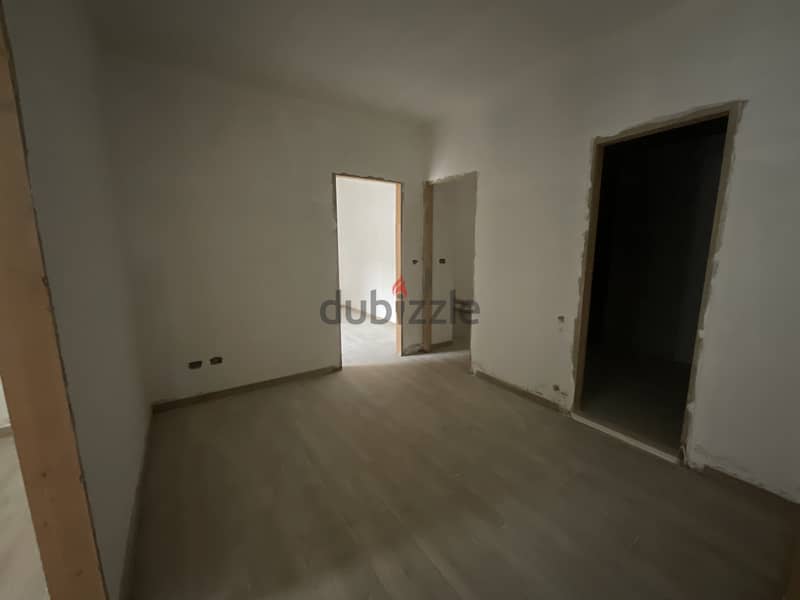 RWB117AH - Apartment for sale in HBOUB Jbeil شقة للبيع في حبوب جبيل 5