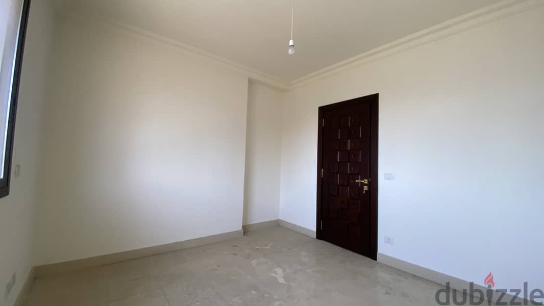 Apartment for sale in hamra شقة للبيع في  حمرا 7