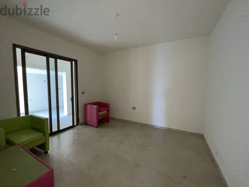 RWB132AH - Apartment for sale in HBOUB Jbeil with terrace 4