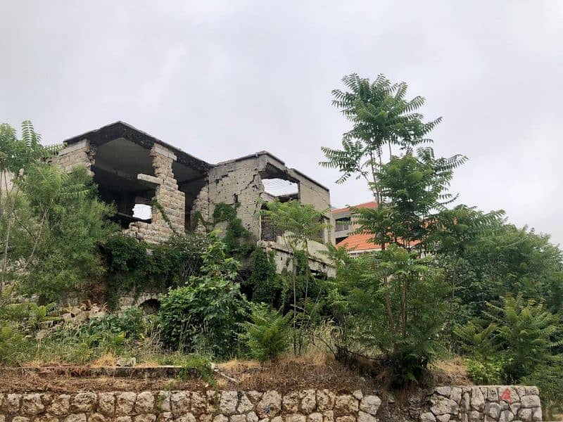 Land for sale in Klayaat, includes an Old House 4