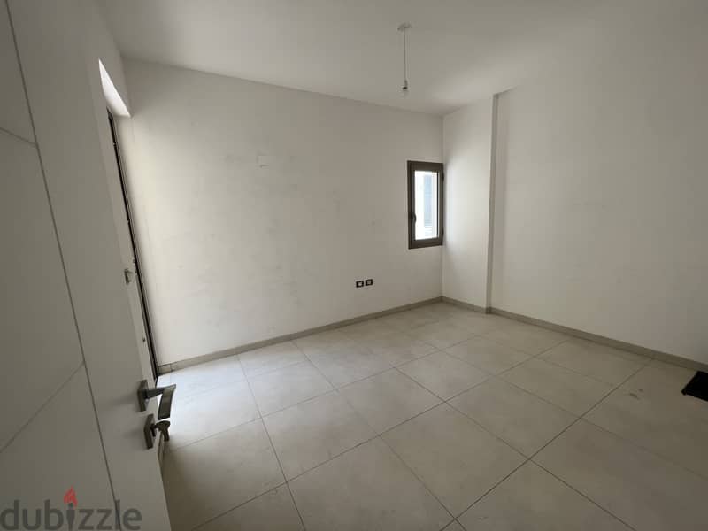 Apartment for sale in Haret Sakher شقة للبيع في حارة صخر 6