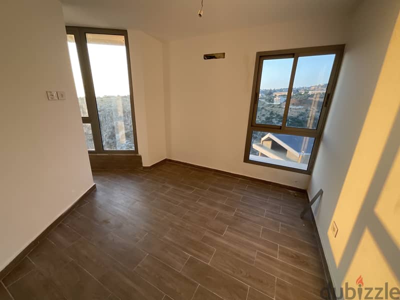 RWB137AH - Triplex Apartment for Sale in HBOUB Jbeil شقة للبيع في جبيل 3