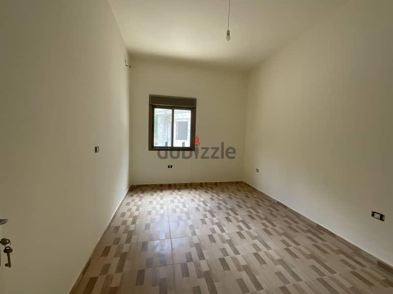 RWB140AH - Apartment for sale in HBOUB Jbeil شقة للبيع في حبوب جبيل 4