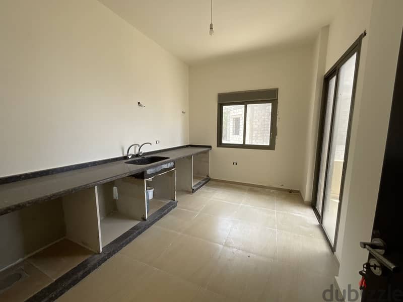 RWB140AH - Apartment for sale in HBOUB Jbeil شقة للبيع في حبوب جبيل 5