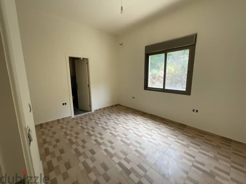 RWB141AH - Apartment for sale in HBOUB Jbeil 4