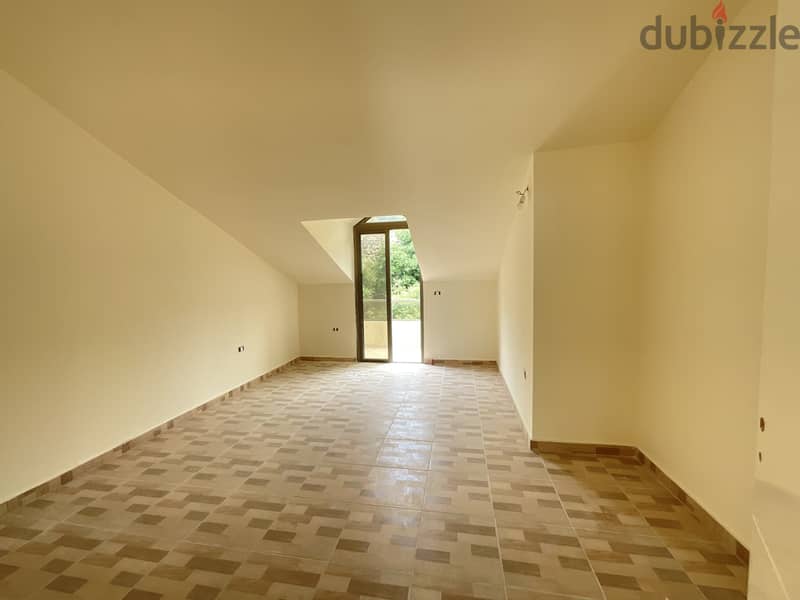 RWB142AH - Duplex Apartment for sale in HBOUB Jbeil 4