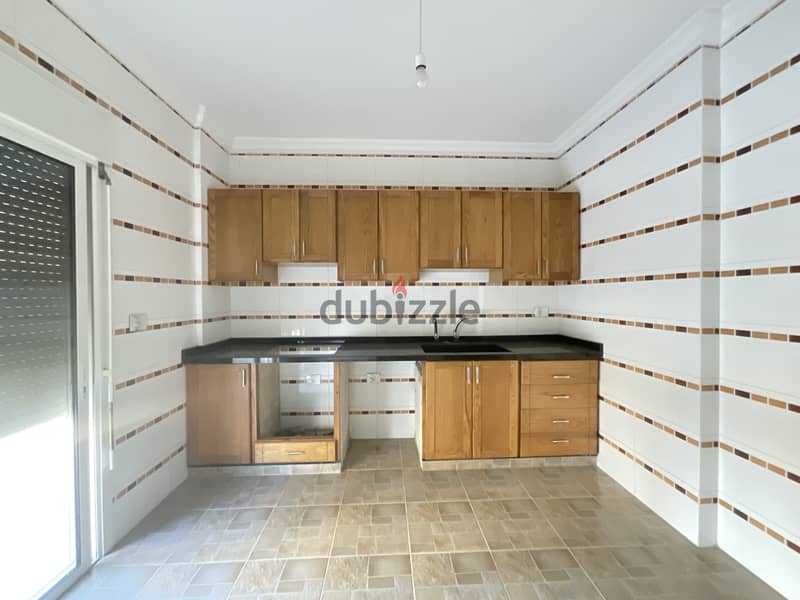 RWB144AH - Apartment for sale in HBOUB Jbeil شقة للبيع في حبوب جبيل 4